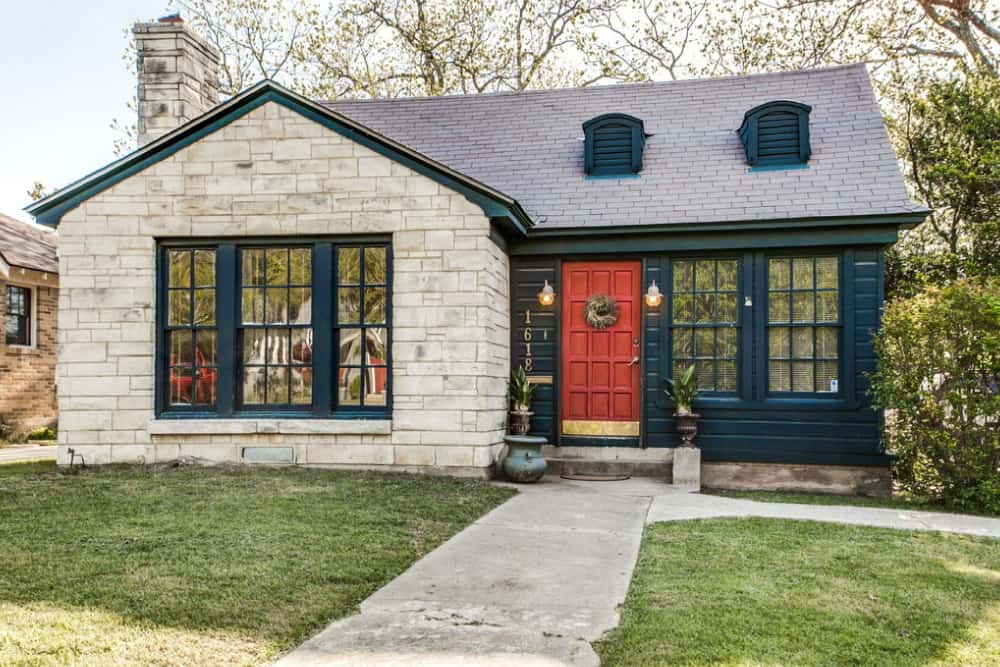 Home for sale in dallas tx with DIY Landscape Design