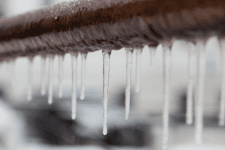 6 tips for preventing frozen pipes