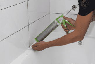 How to Caulk a Bathtub or Shower